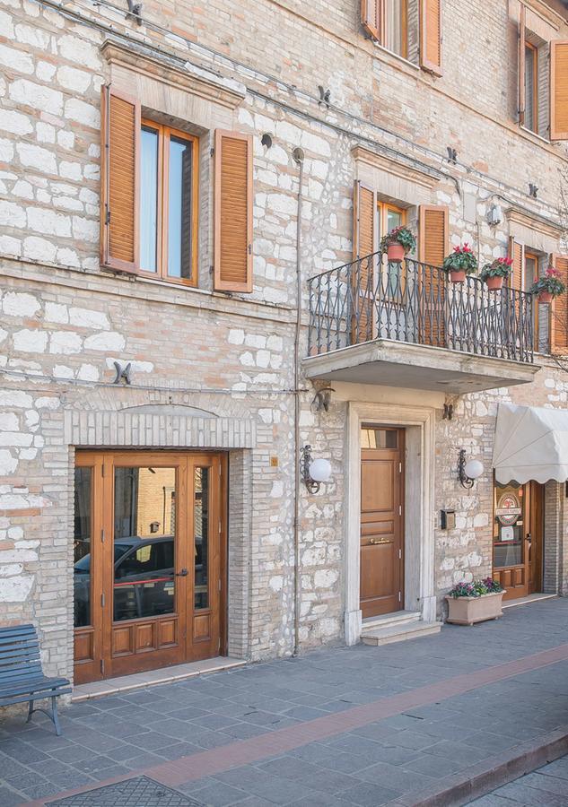 Locanda Il Giullare Pellegrino Санта-Мария-дельи-Анджели-э-деи-Мартири Экстерьер фото