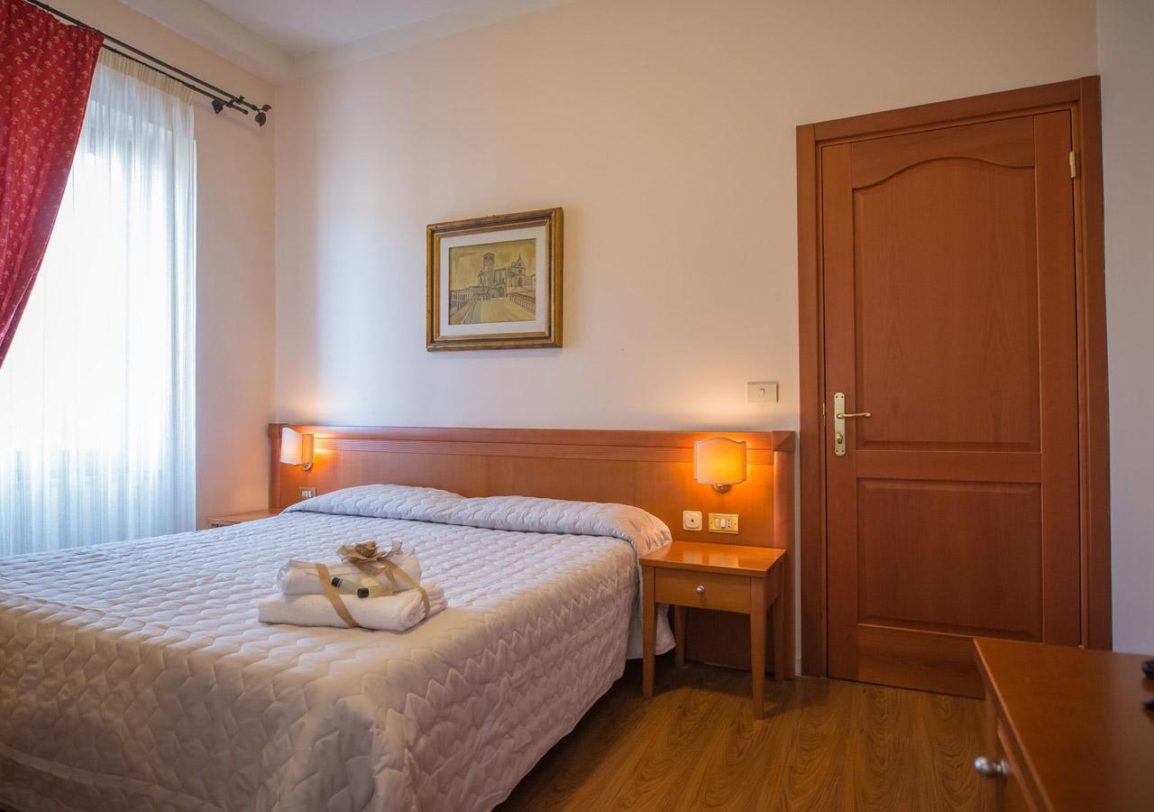 Locanda Il Giullare Pellegrino Санта-Мария-дельи-Анджели-э-деи-Мартири Экстерьер фото