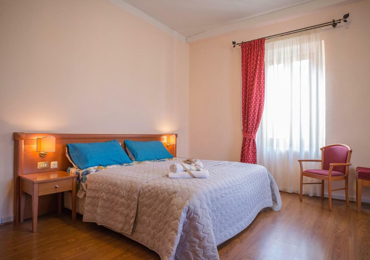 Locanda Il Giullare Pellegrino Санта-Мария-дельи-Анджели-э-деи-Мартири Экстерьер фото